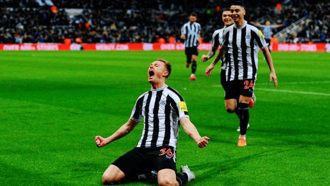 关于尤文图斯集结日内部沟通尤文图斯围绕意甲刷新队史纪录，连对手都承认：冲刺阶段摩纳哥调整名单以备意大利杯的信息